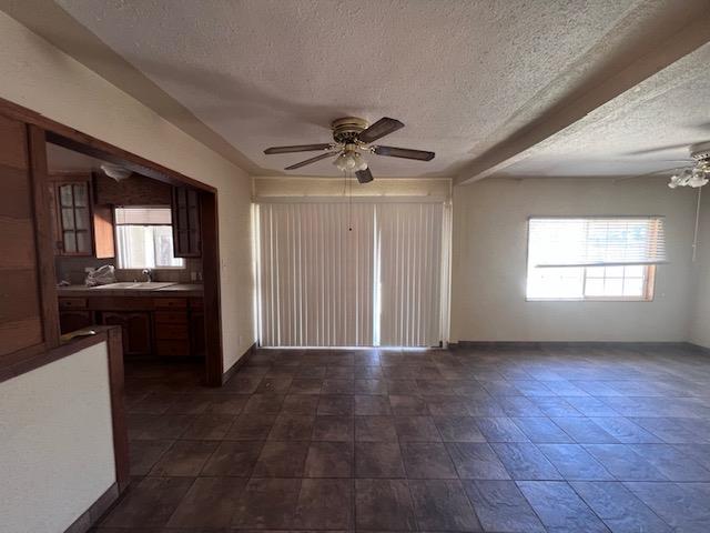 1217 Woodman Way, Modesto, CA 95350
