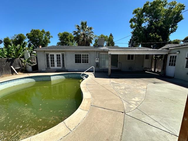 1217 Woodman Way, Modesto, CA 95350