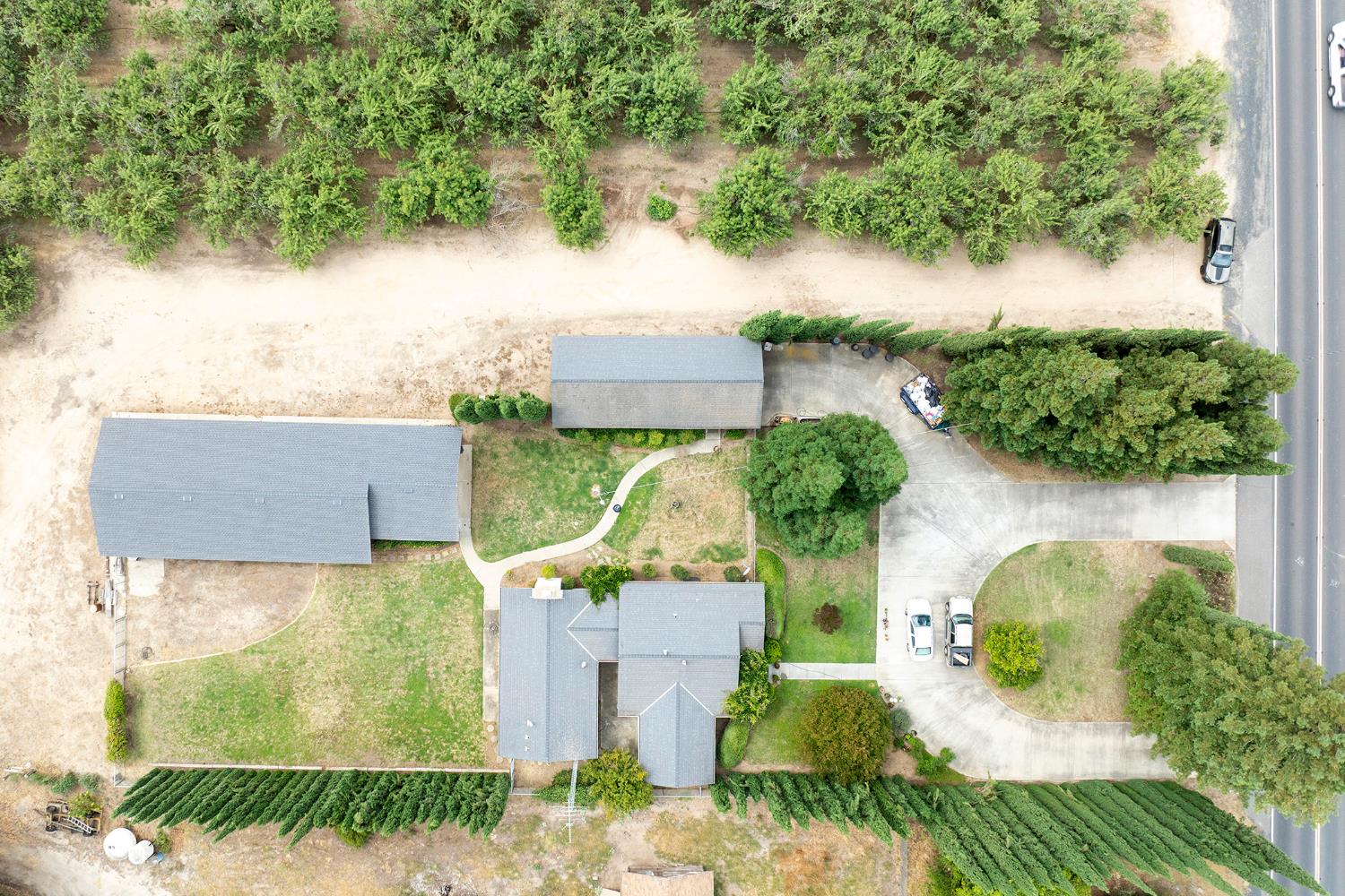 22342 Henry Rd, Escalon, CA 95320
