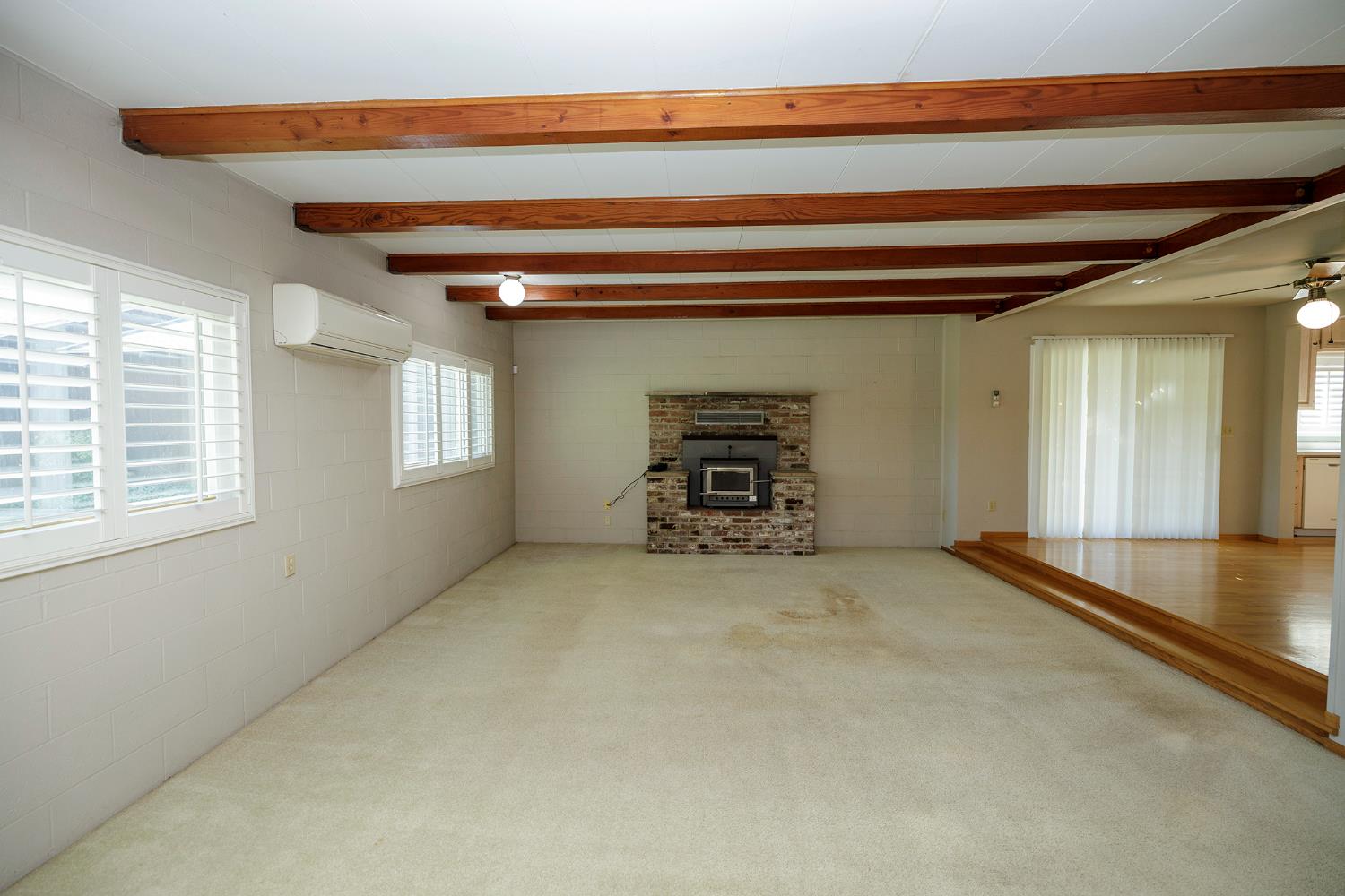 22342 Henry Rd, Escalon, CA 95320