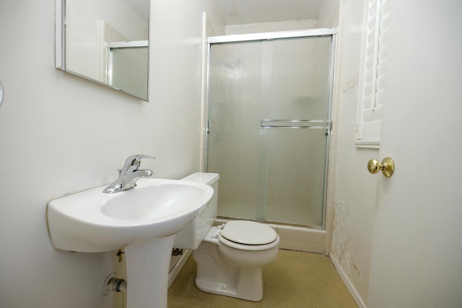 22342 Henry Rd, Escalon, CA 95320