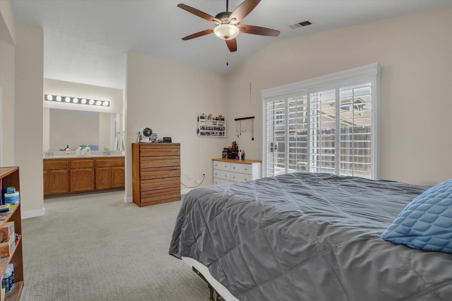 2504 Crosswood Way, Modesto, CA 95355