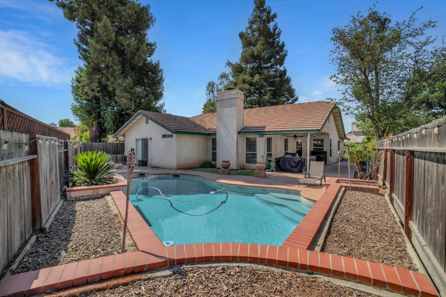 2504 Crosswood Way, Modesto, CA 95355
