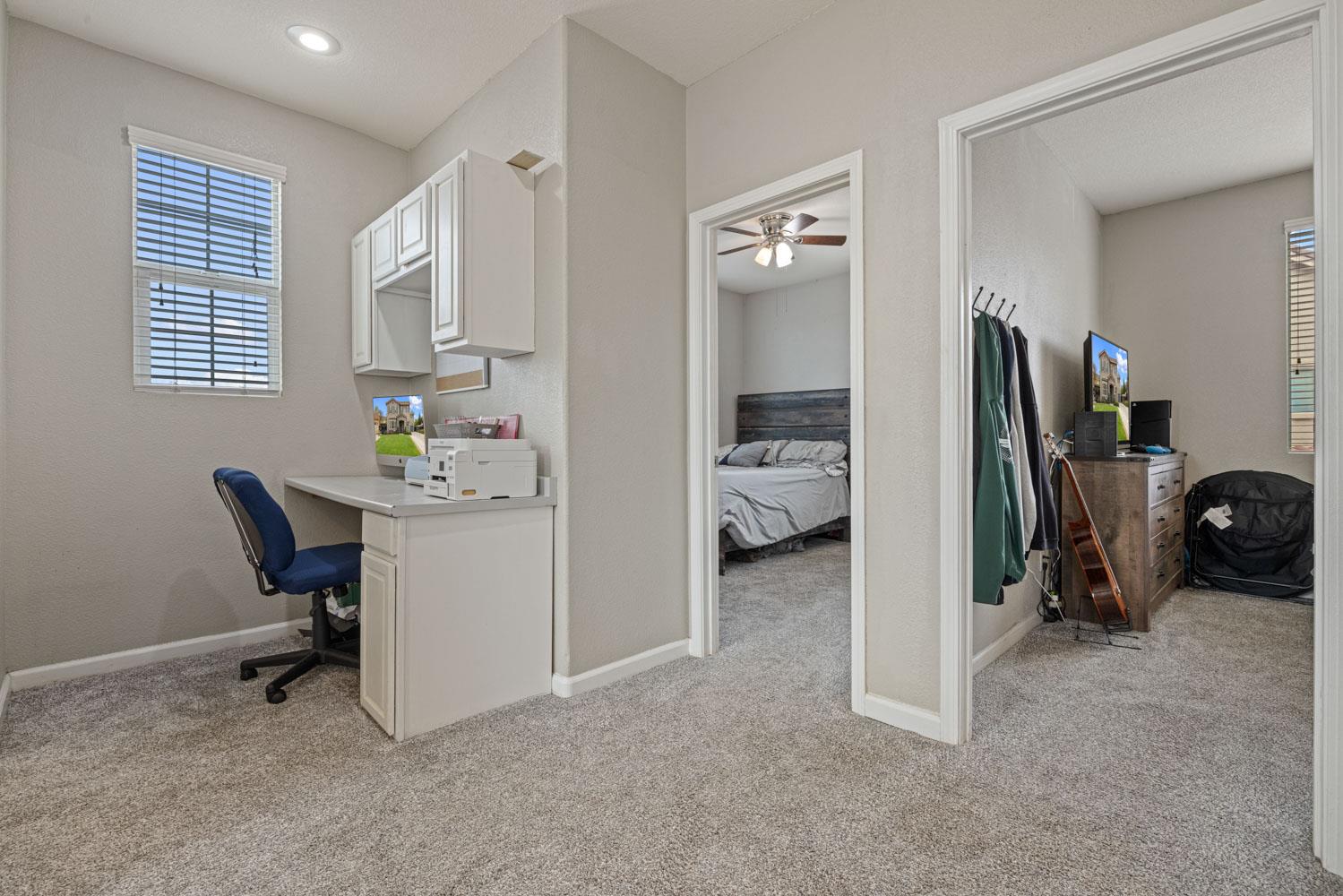4130 Enclave Dr, Turlock, CA 95382