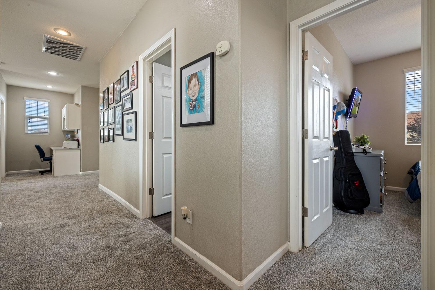 4130 Enclave Dr, Turlock, CA 95382