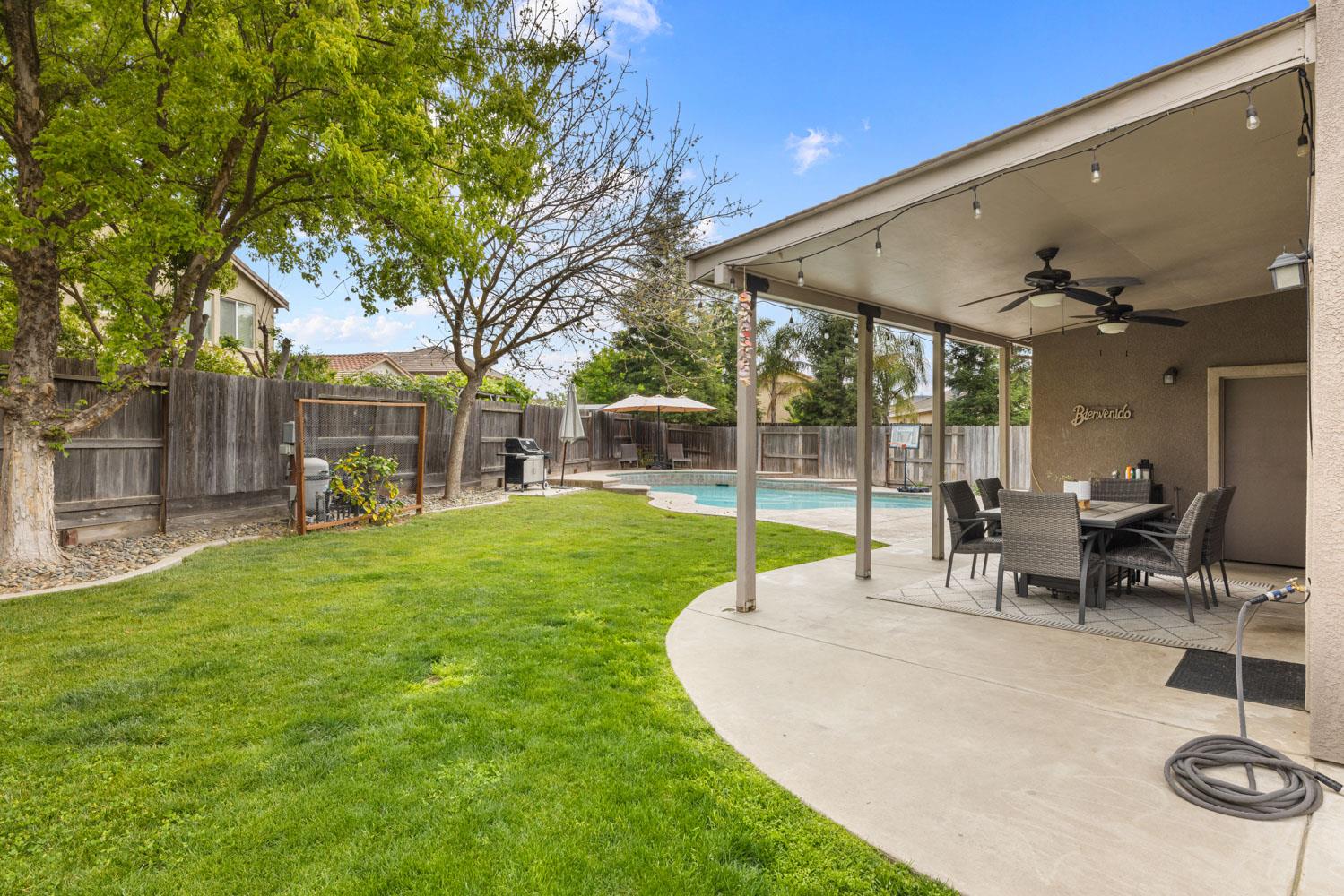 4130 Enclave Dr, Turlock, CA 95382