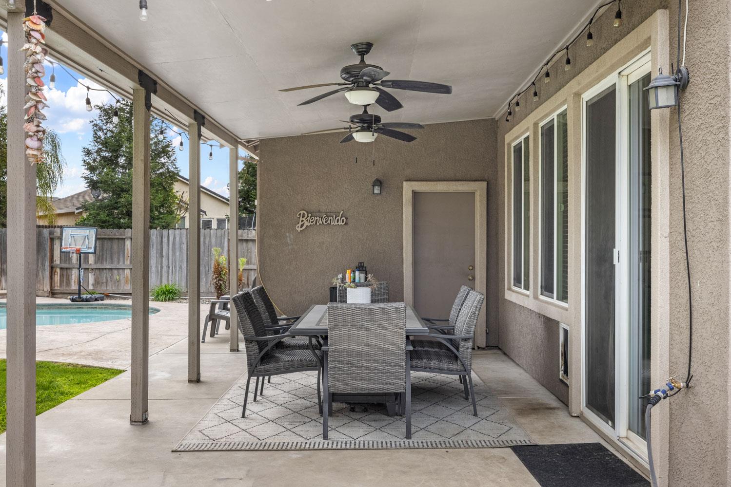 4130 Enclave Dr, Turlock, CA 95382