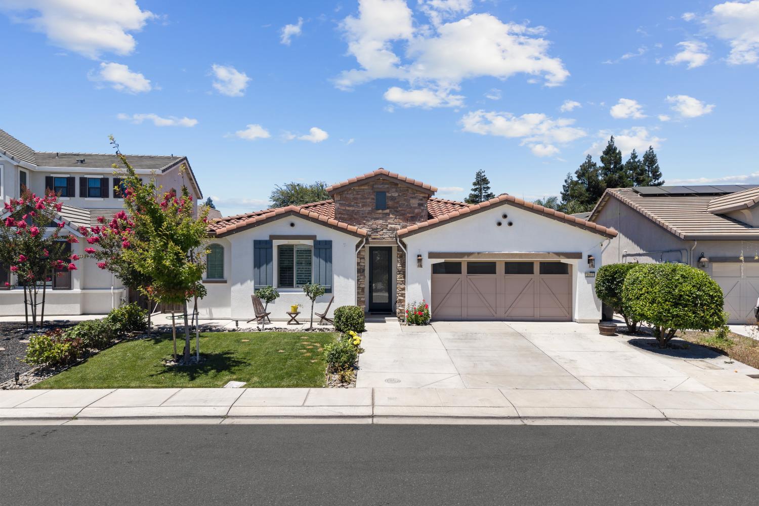 1603 Banister Ln, Manteca, CA 95337
