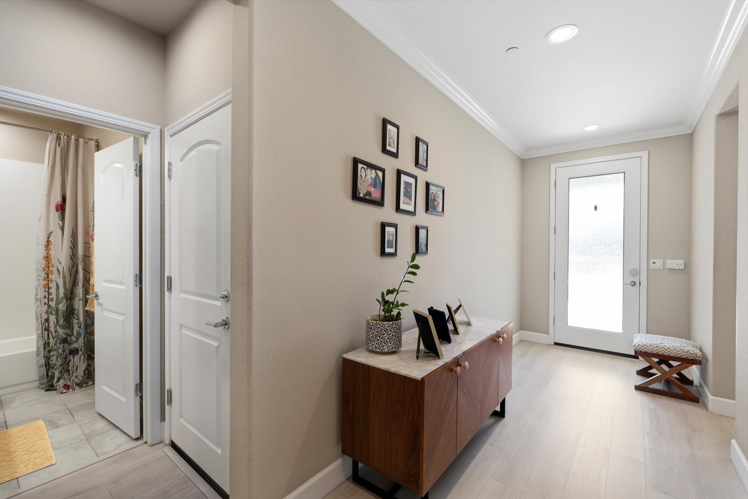 1603 Banister Ln, Manteca, CA 95337