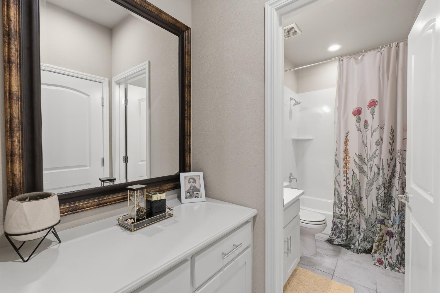 1603 Banister Ln, Manteca, CA 95337