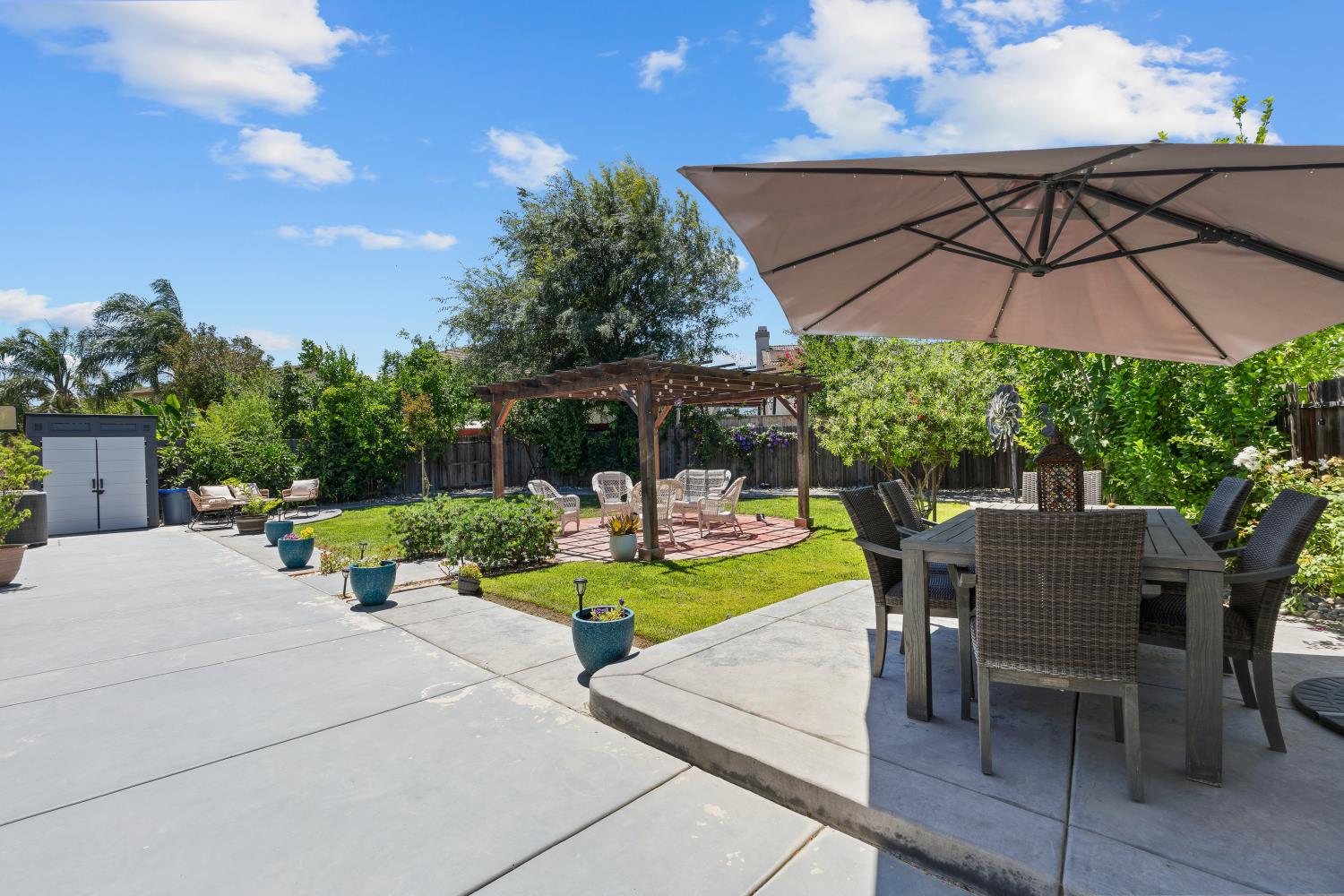 1603 Banister Ln, Manteca, CA 95337