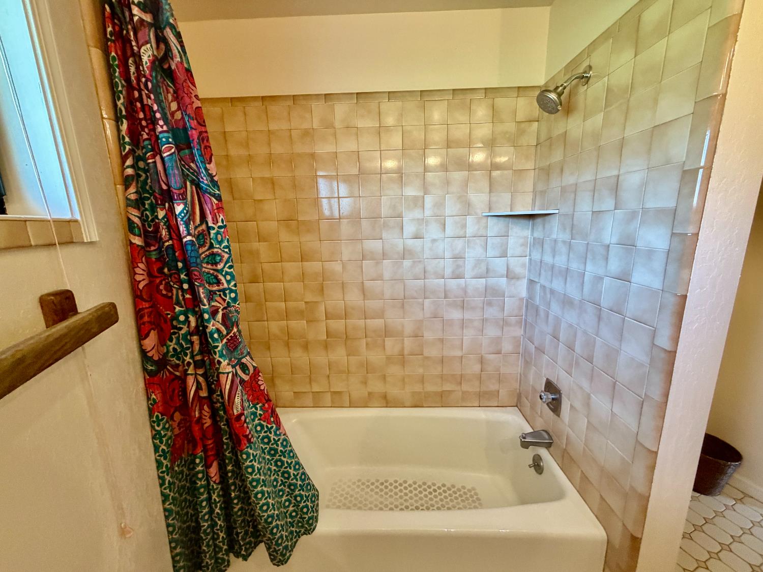 286 Tennis Ct, Copperopolis, CA 95228
