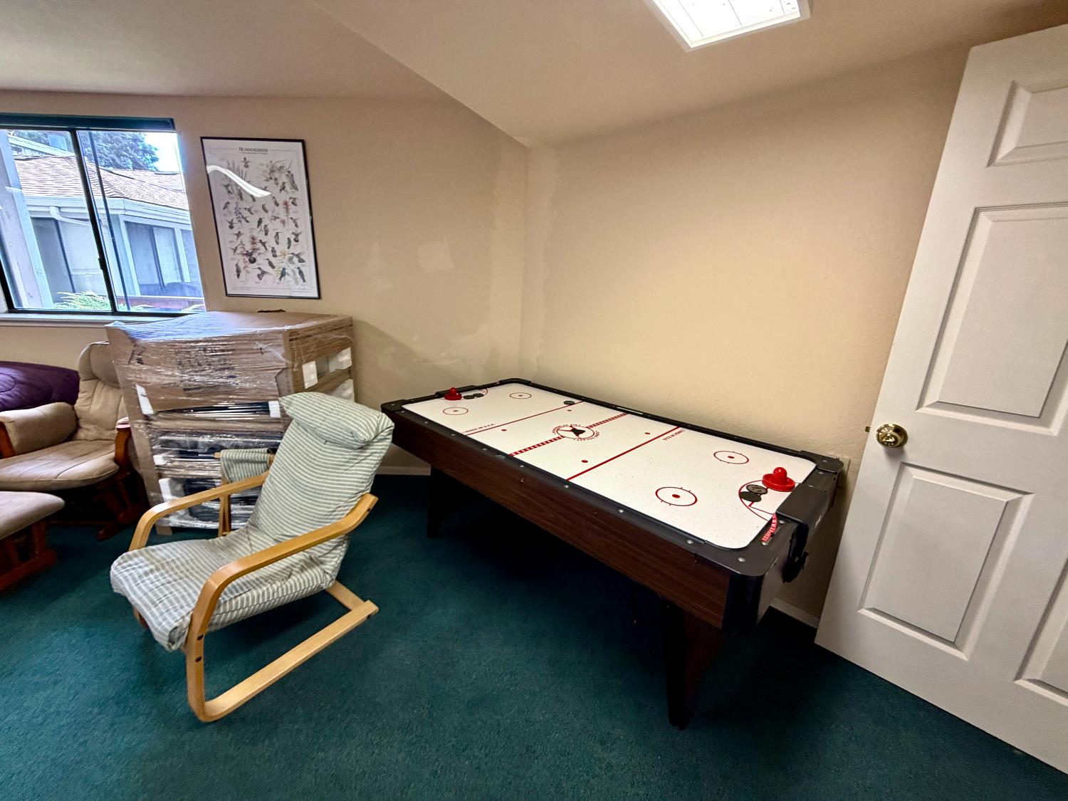 286 Tennis Ct, Copperopolis, CA 95228