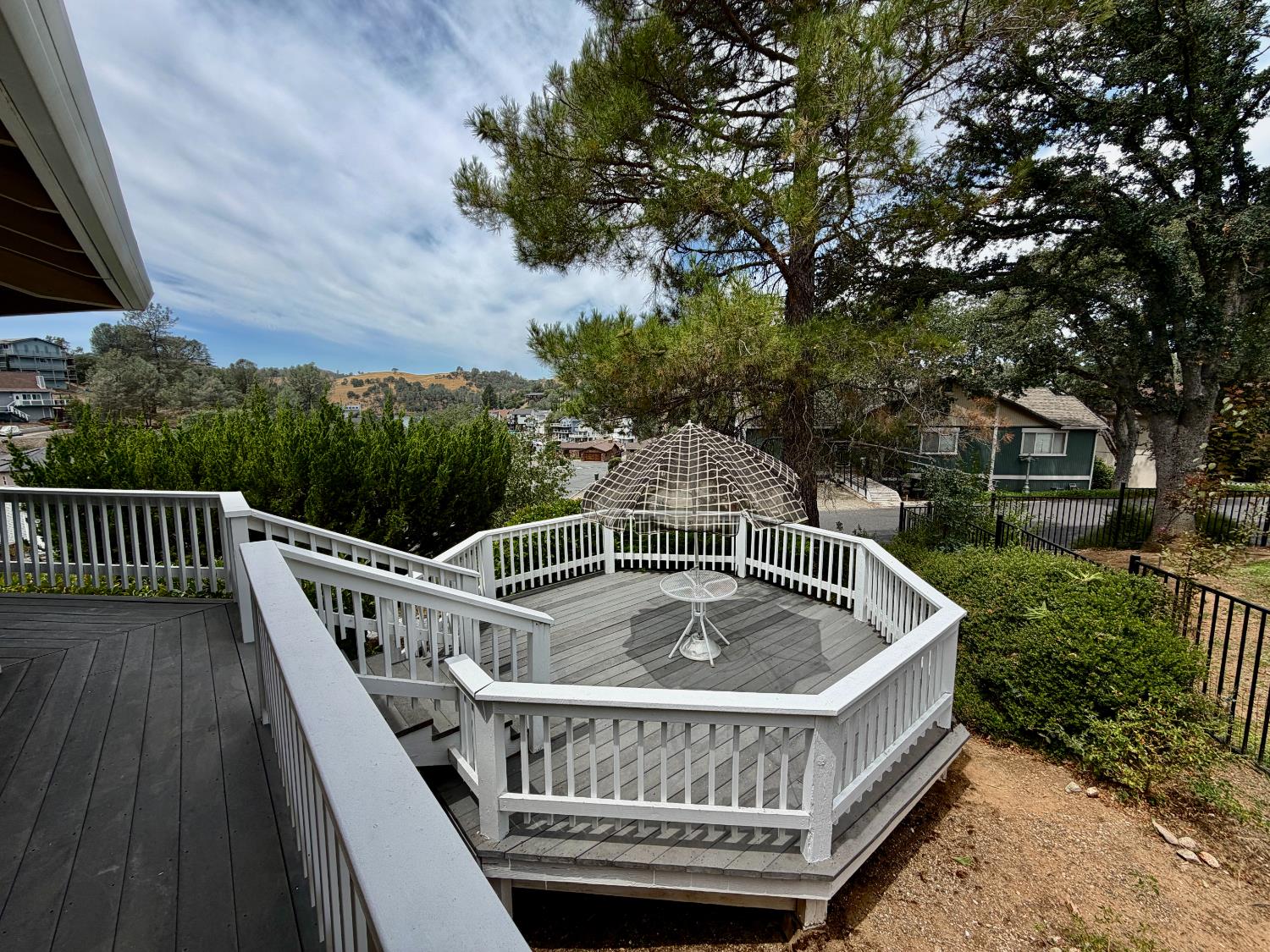 286 Tennis Ct, Copperopolis, CA 95228