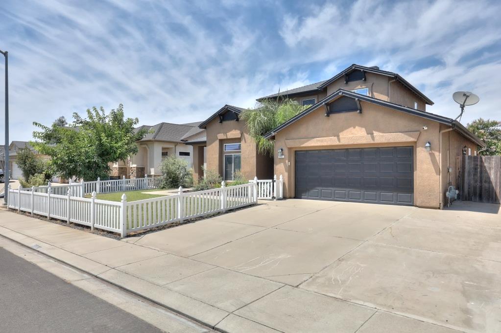 6801 Varni Way, Hughson, CA 95326