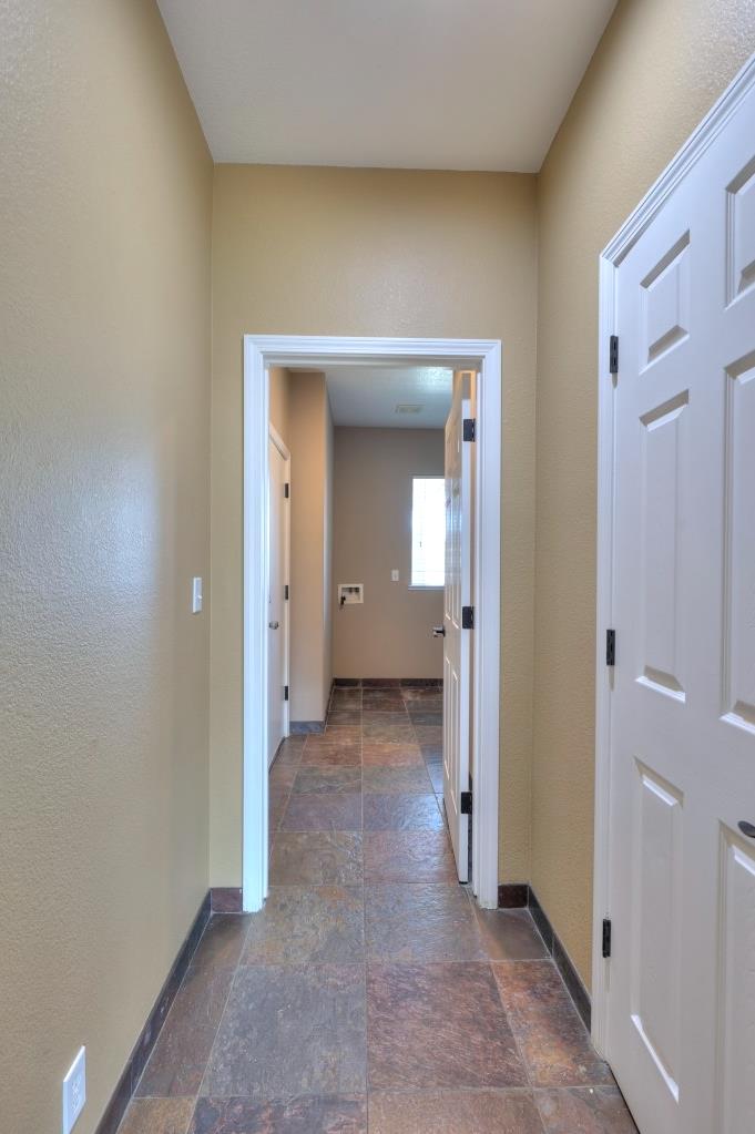 6801 Varni Way, Hughson, CA 95326