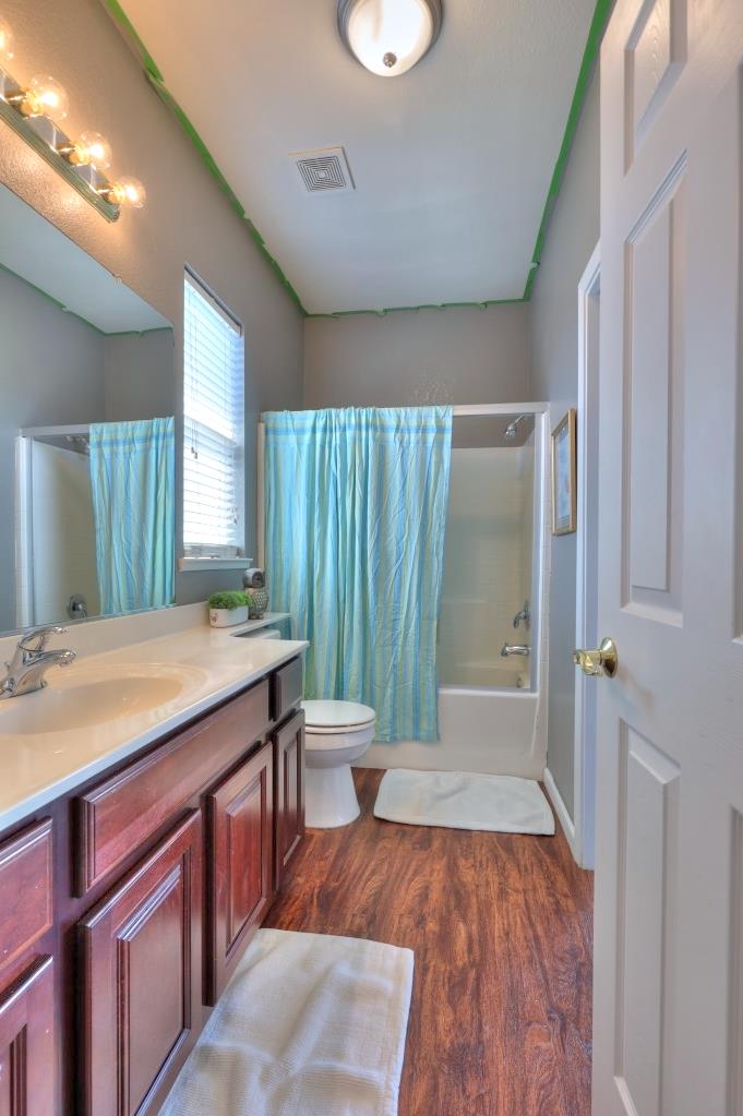 6801 Varni Way, Hughson, CA 95326