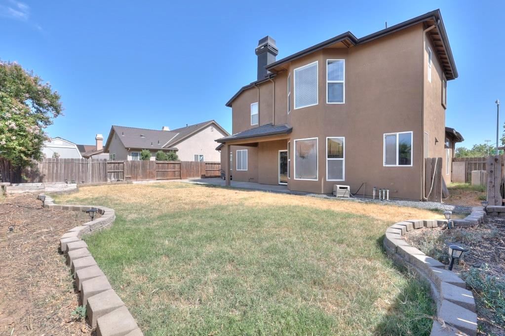 6801 Varni Way, Hughson, CA 95326