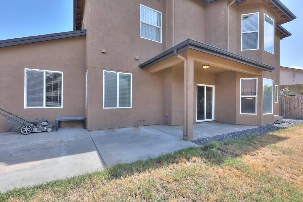 6801 Varni Way, Hughson, CA 95326