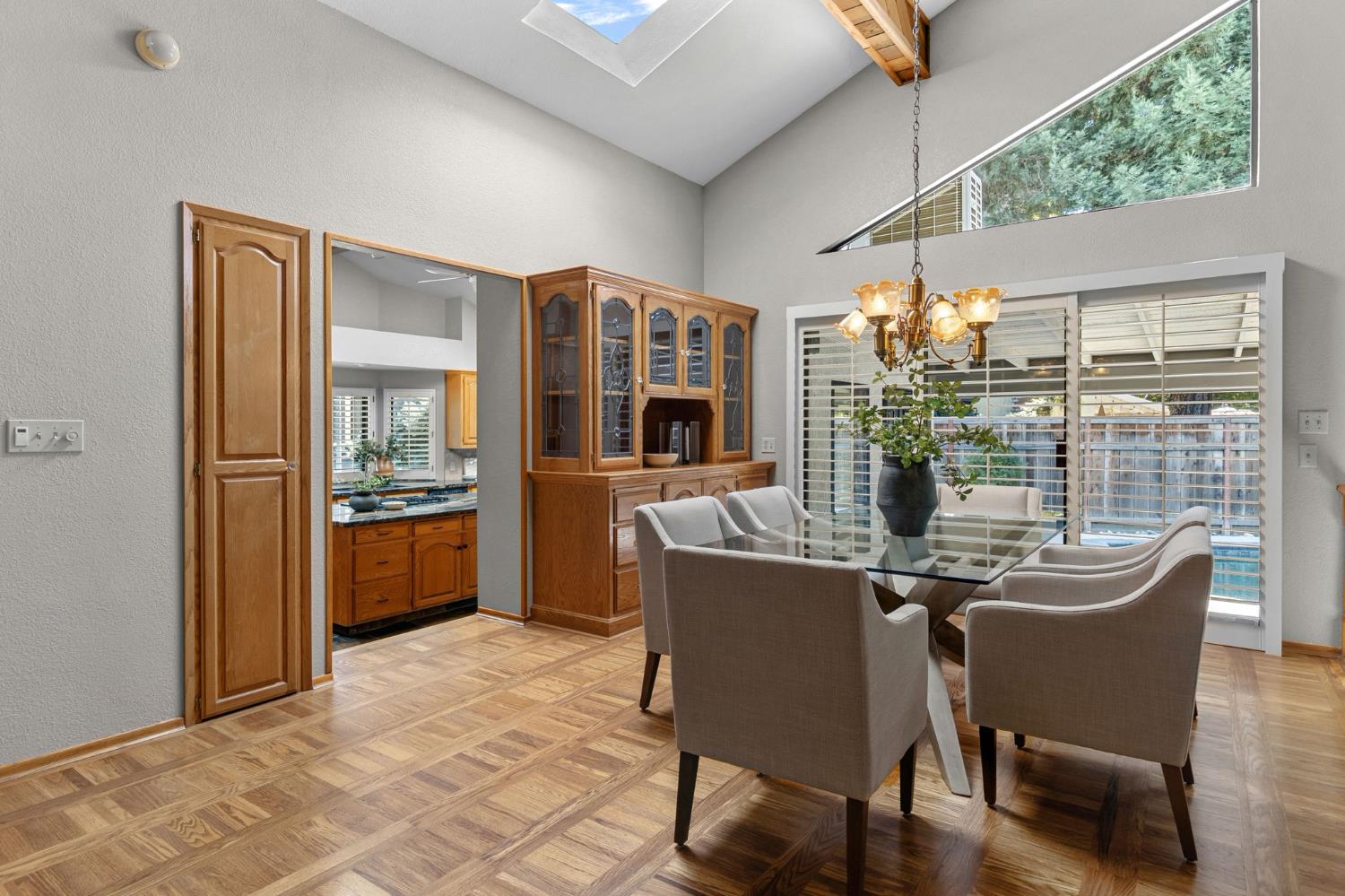 2809 Londonderry Ct, Modesto, CA 95350