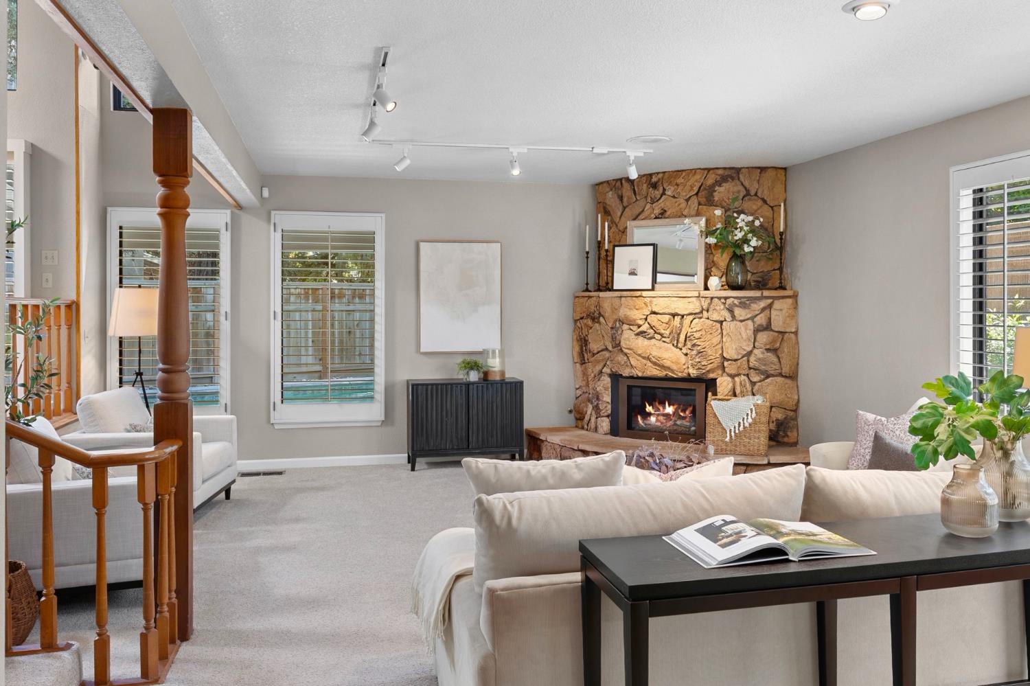 2809 Londonderry Ct, Modesto, CA 95350