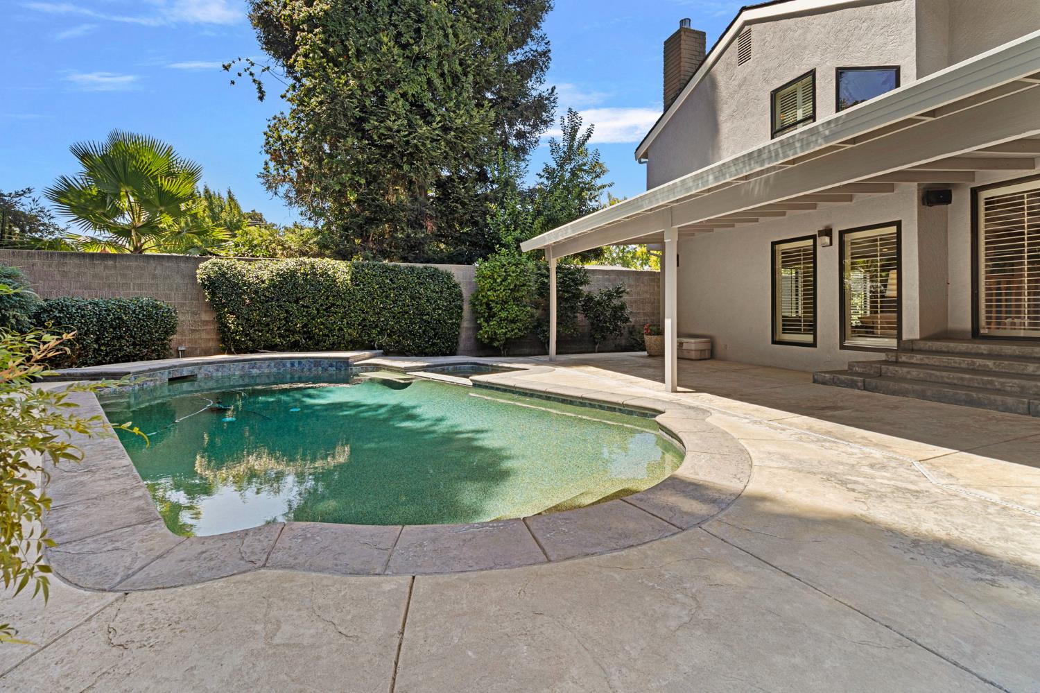 2809 Londonderry Ct, Modesto, CA 95350