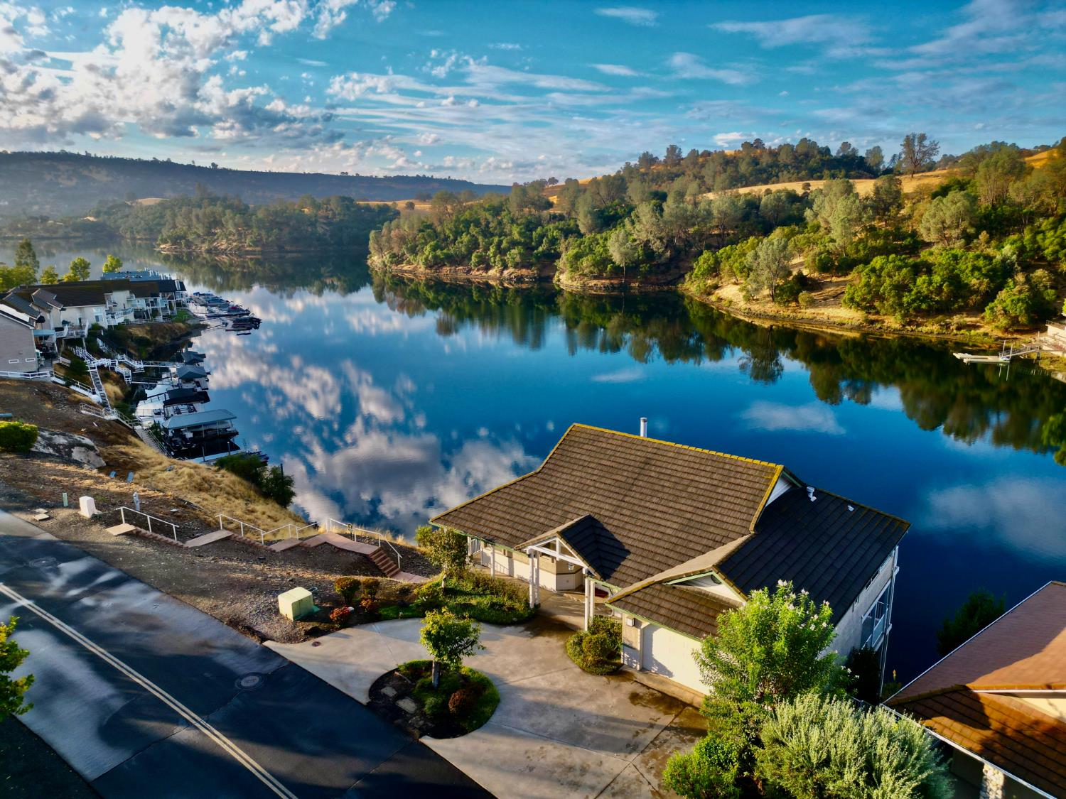 1073 Shoreline Dr, Copperopolis, CA 95228