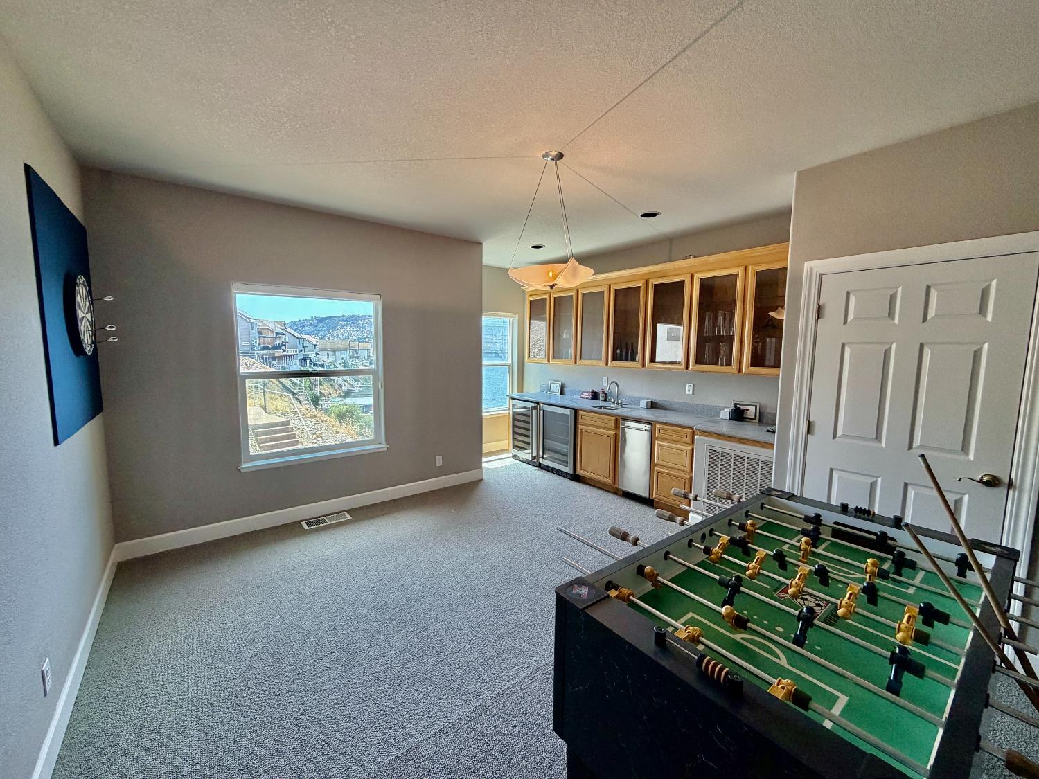 1073 Shoreline Dr, Copperopolis, CA 95228