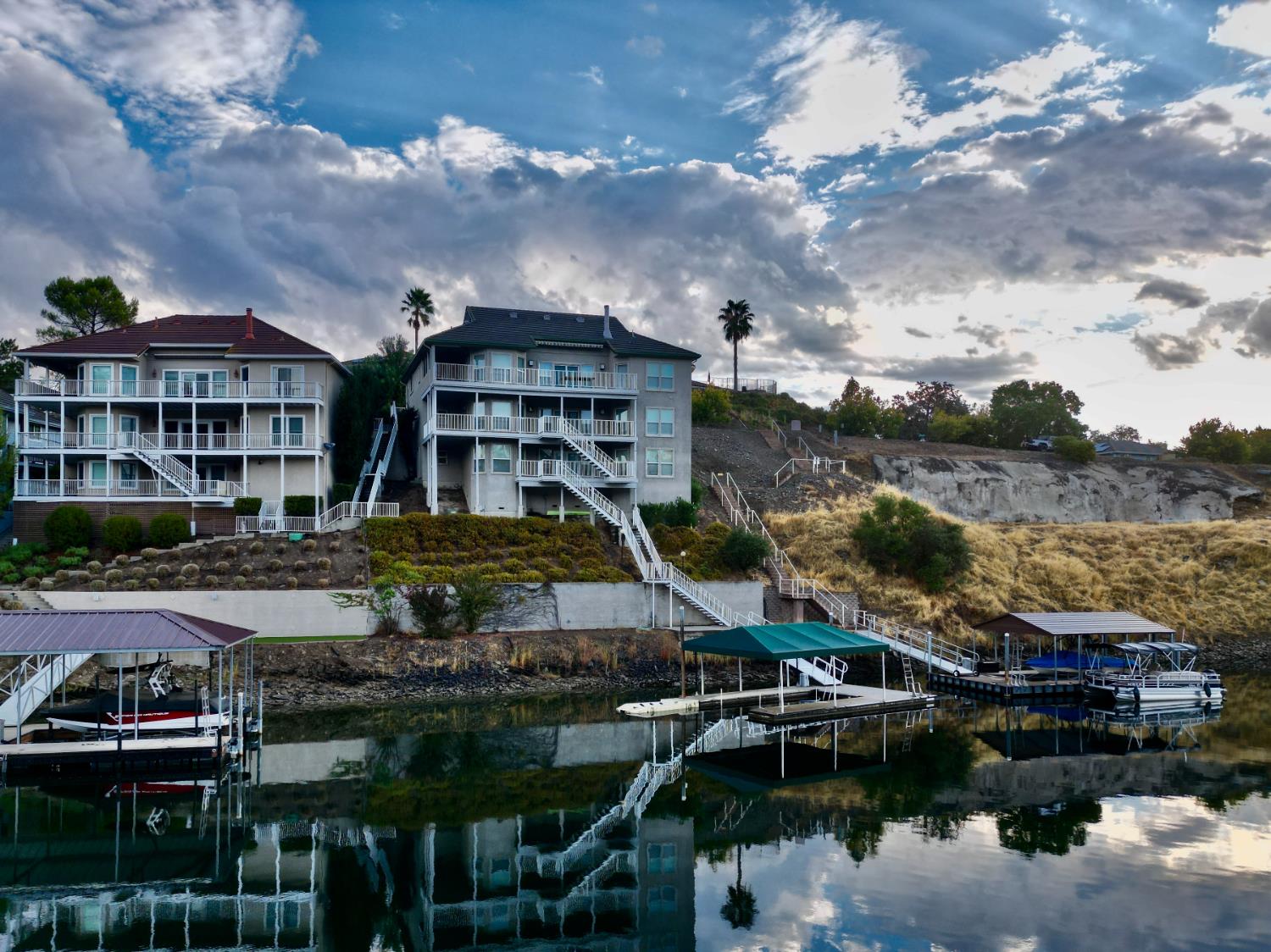1073 Shoreline Dr, Copperopolis, CA 95228