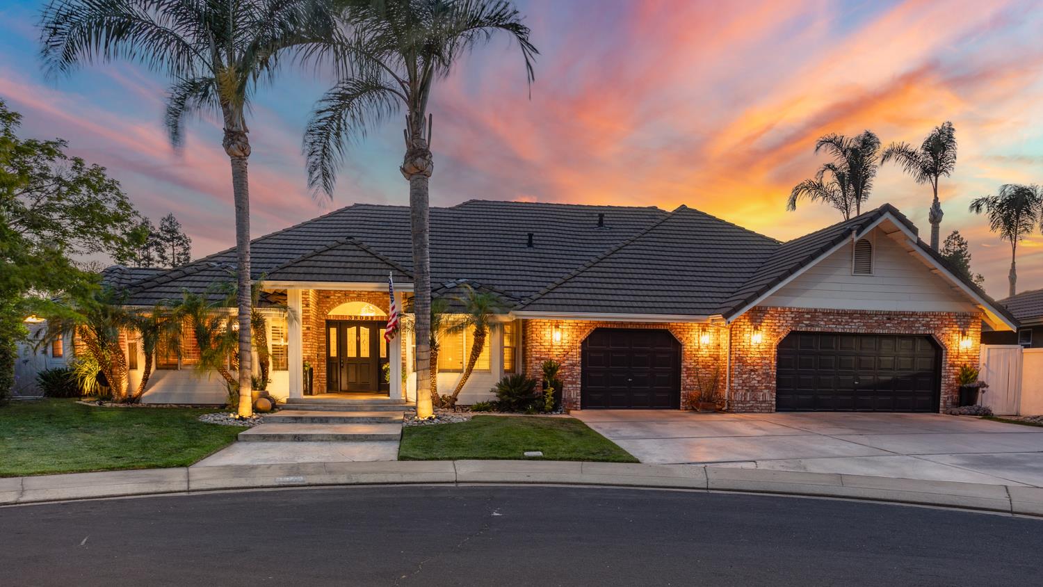 3809 Ruisdael Dr, Modesto, CA 95356