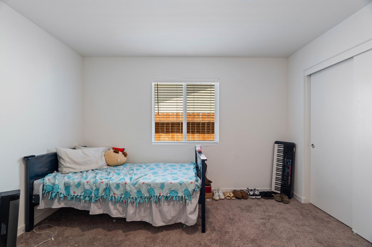 702 Dean Ct, Merced, CA 95341