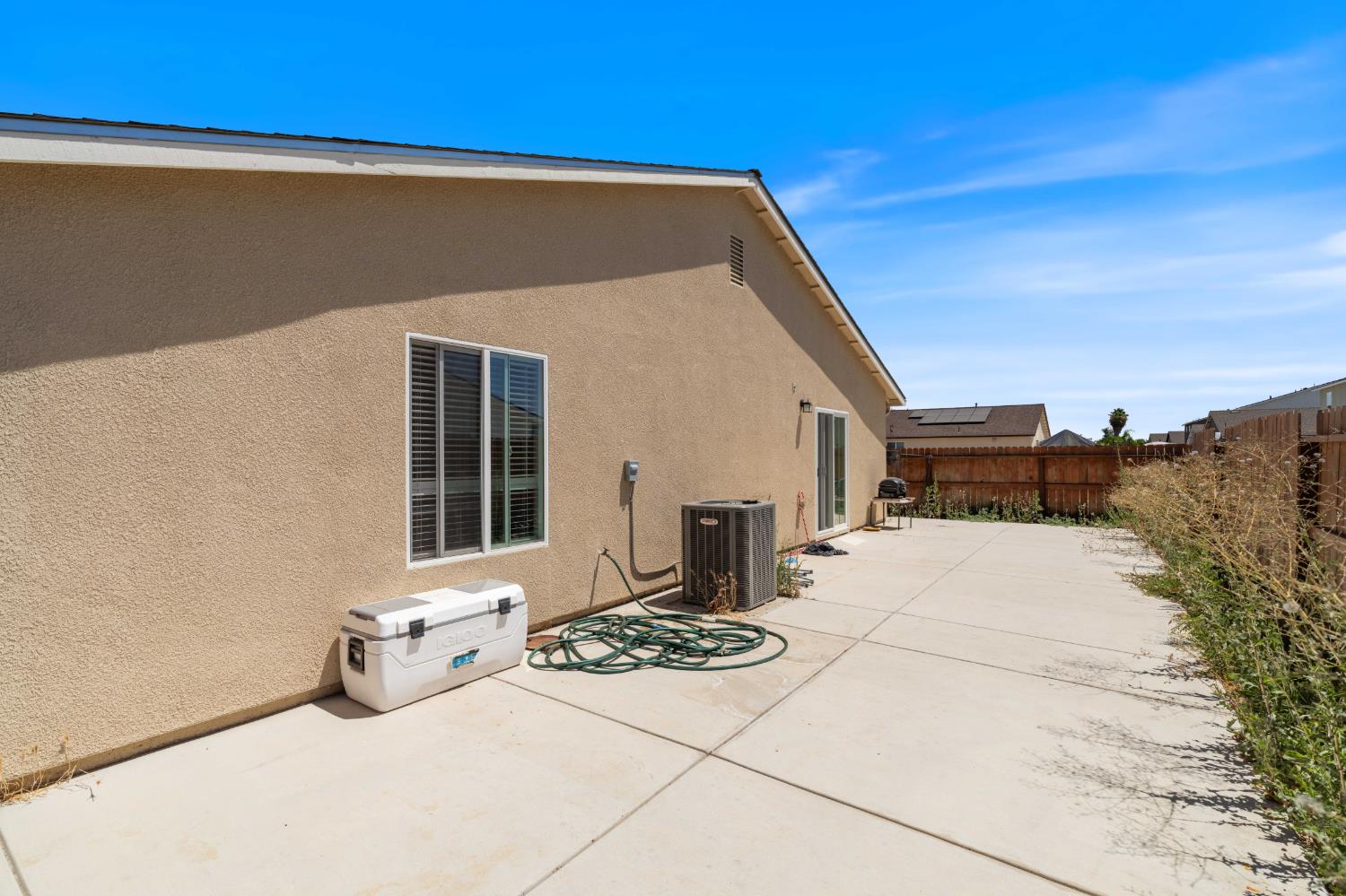 702 Dean Ct, Merced, CA 95341