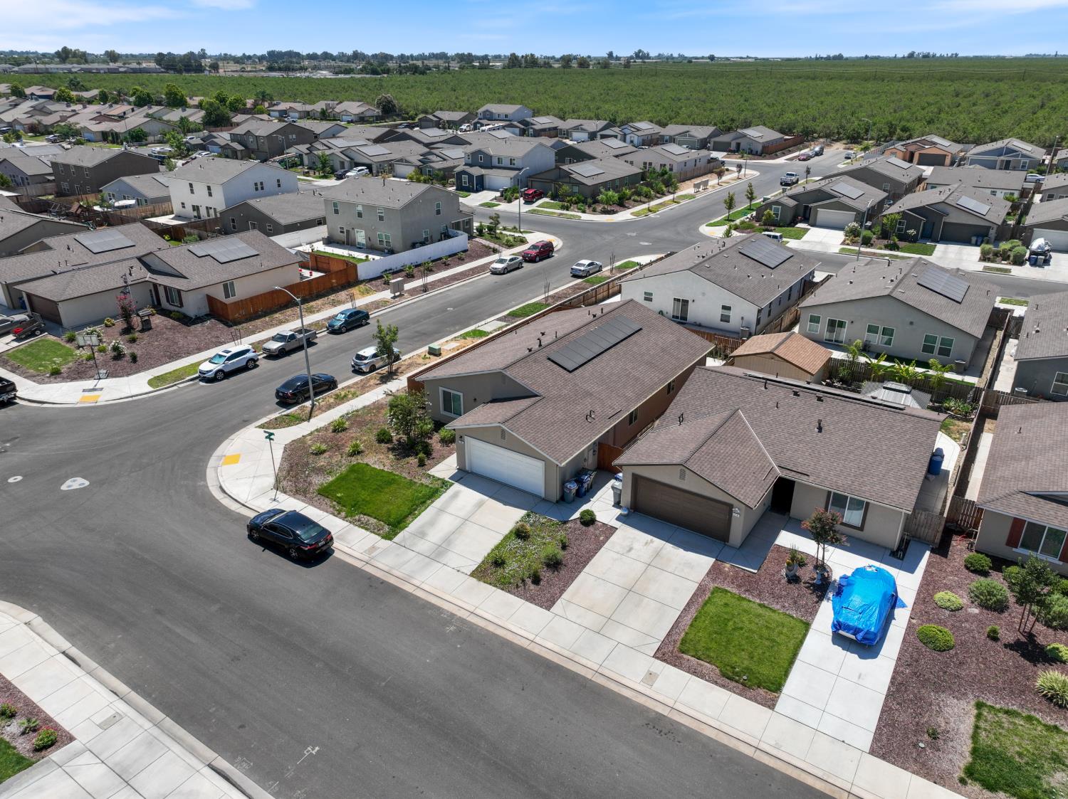 702 Dean Ct, Merced, CA 95341