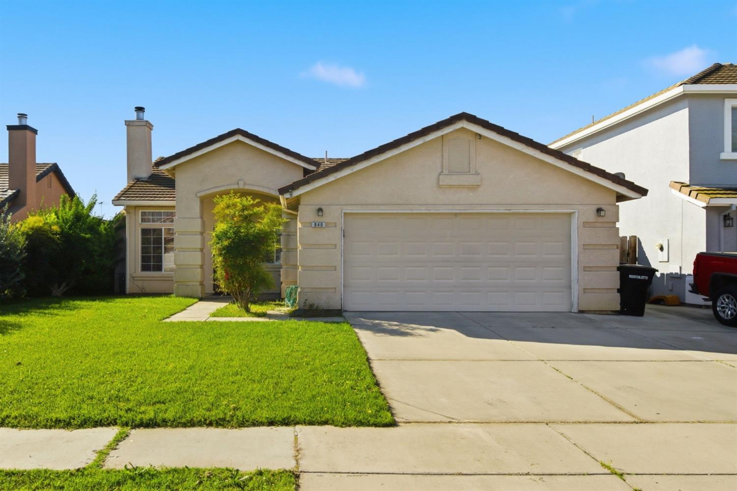 940 Allacante Dr, Ceres, CA 95307