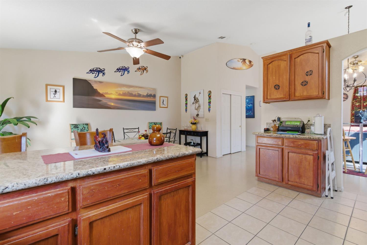 940 Allacante Dr, Ceres, CA 95307