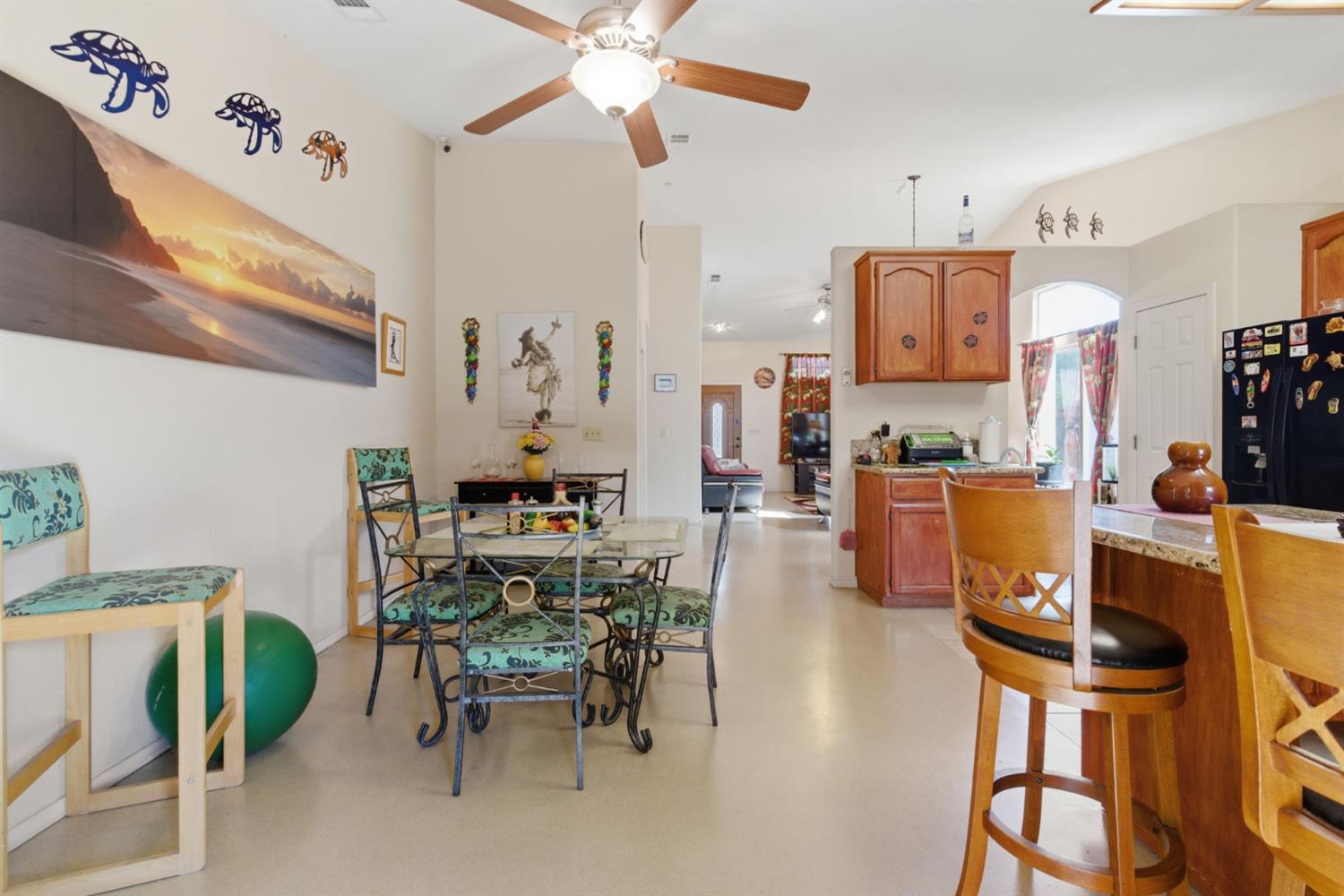 940 Allacante Dr, Ceres, CA 95307