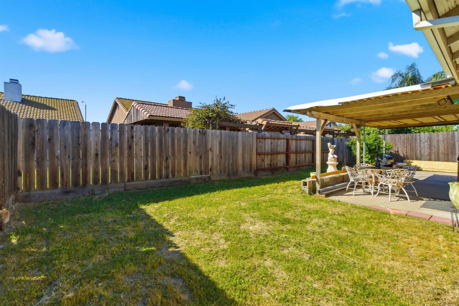 940 Allacante Dr, Ceres, CA 95307