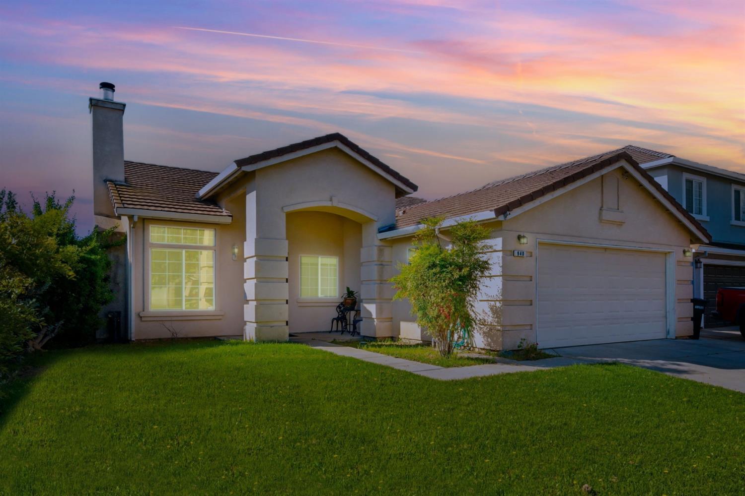 940 Allacante Dr, Ceres, CA 95307