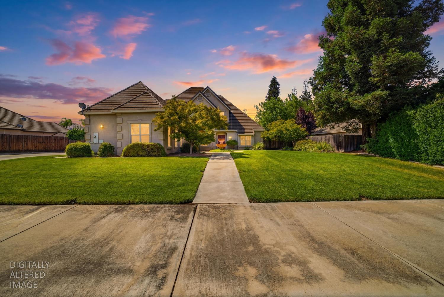 1718 Doak Blvd, Ripon, CA 95366