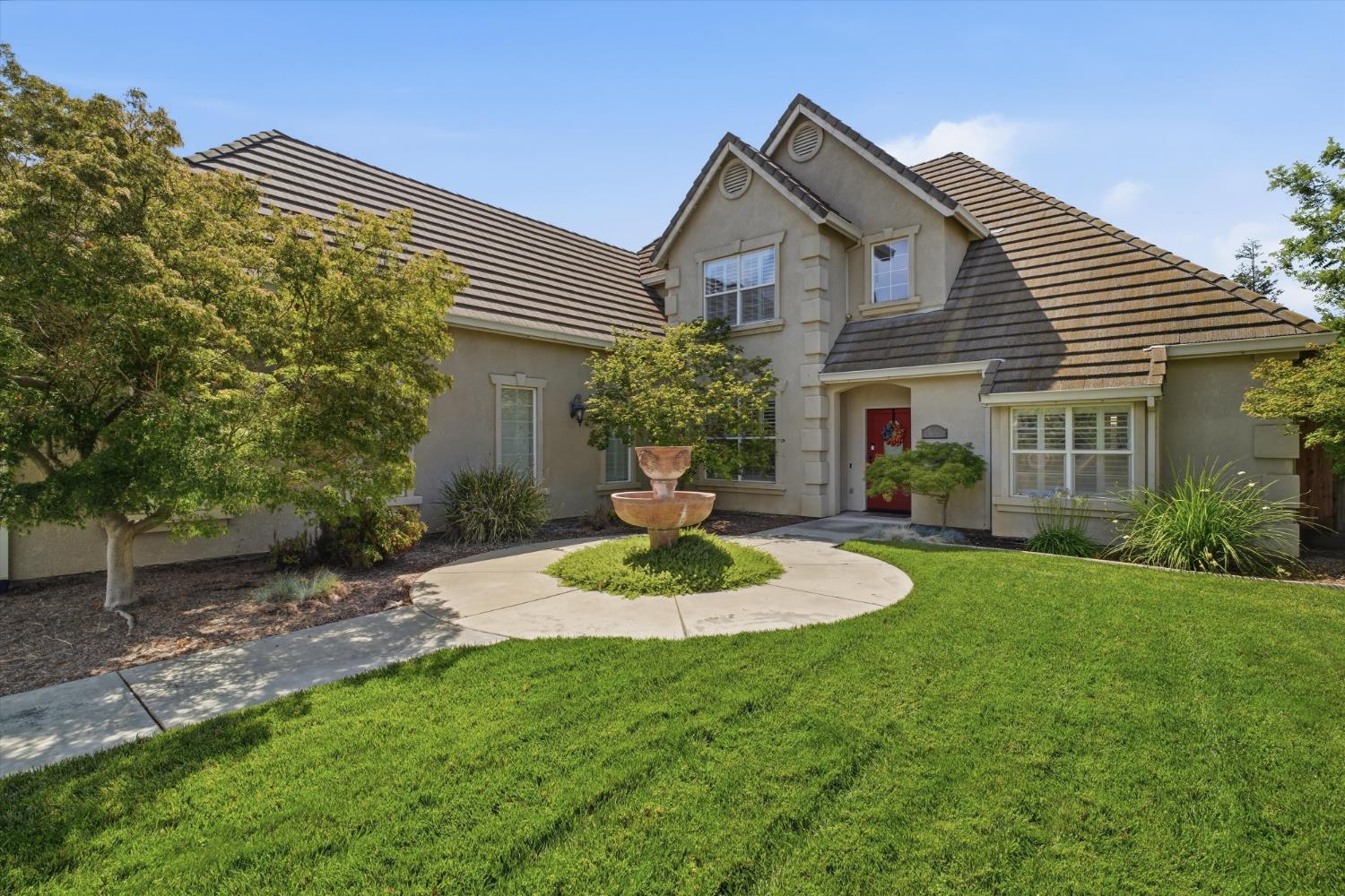 1718 Doak Blvd, Ripon, CA 95366