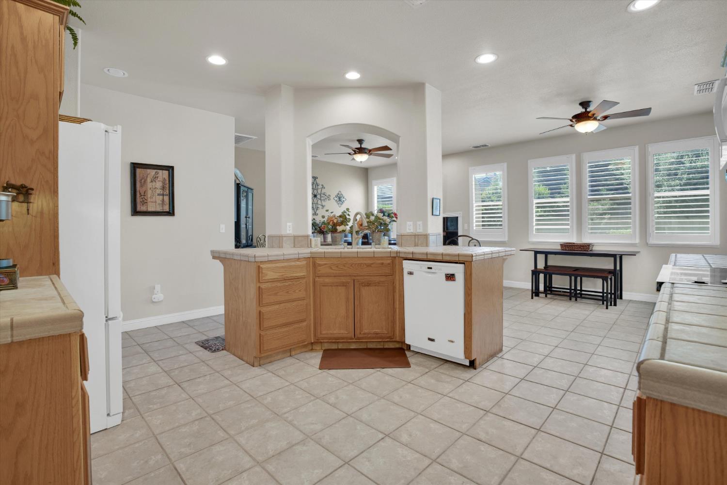 1718 Doak Blvd, Ripon, CA 95366