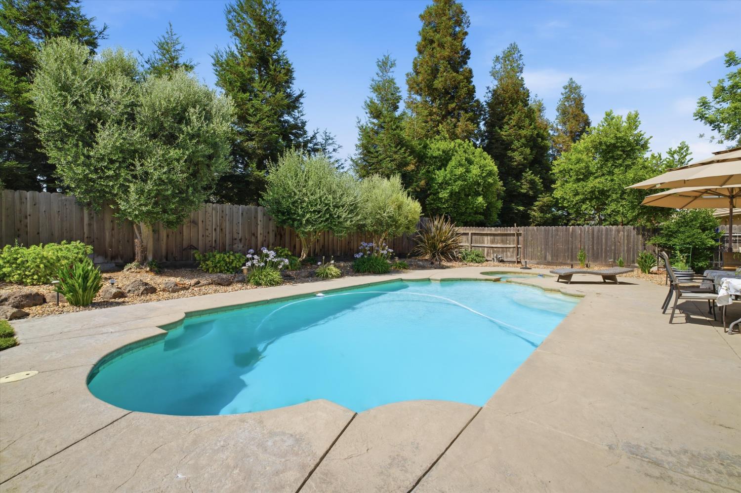1718 Doak Blvd, Ripon, CA 95366