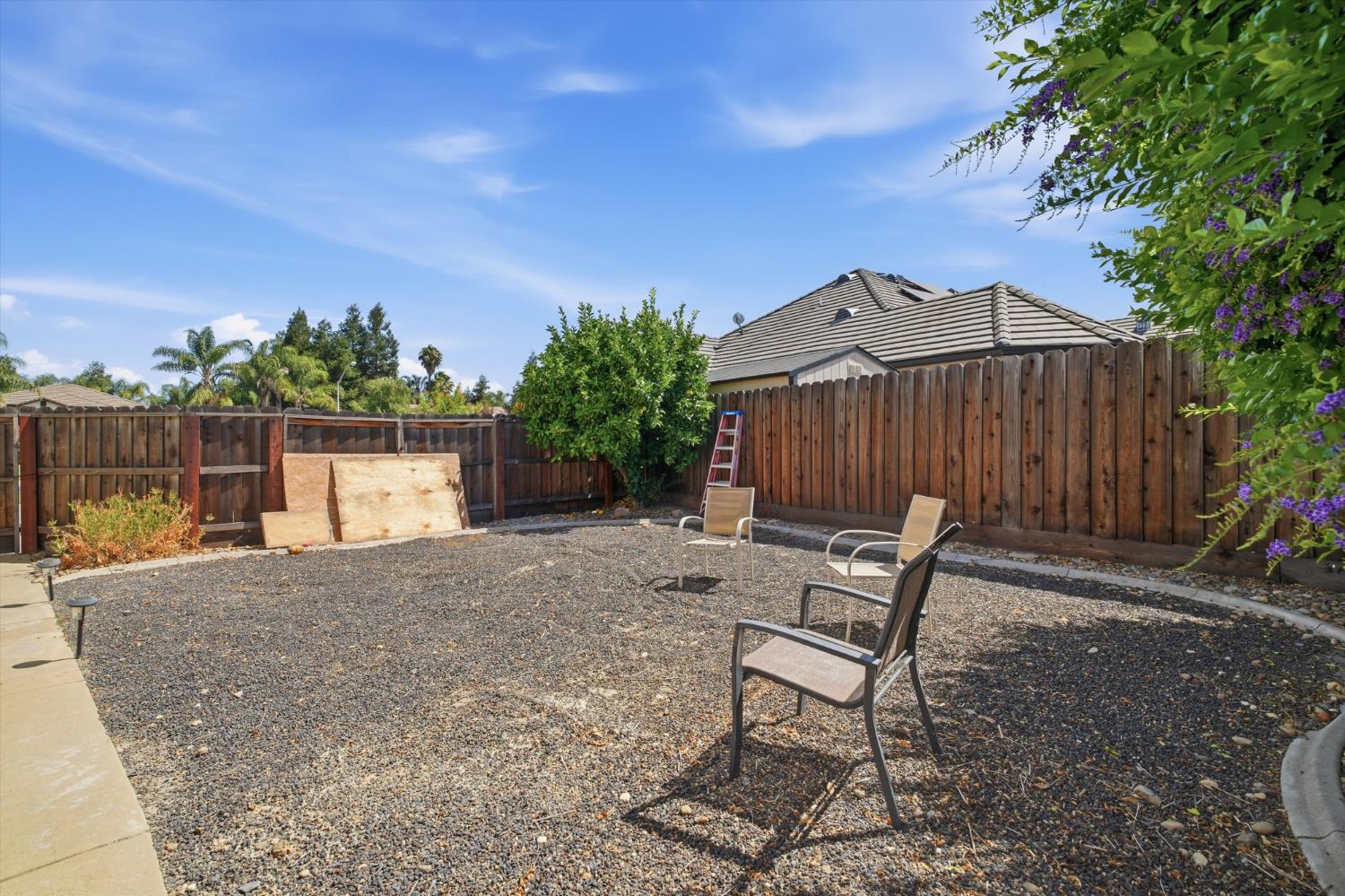 1718 Doak Blvd, Ripon, CA 95366