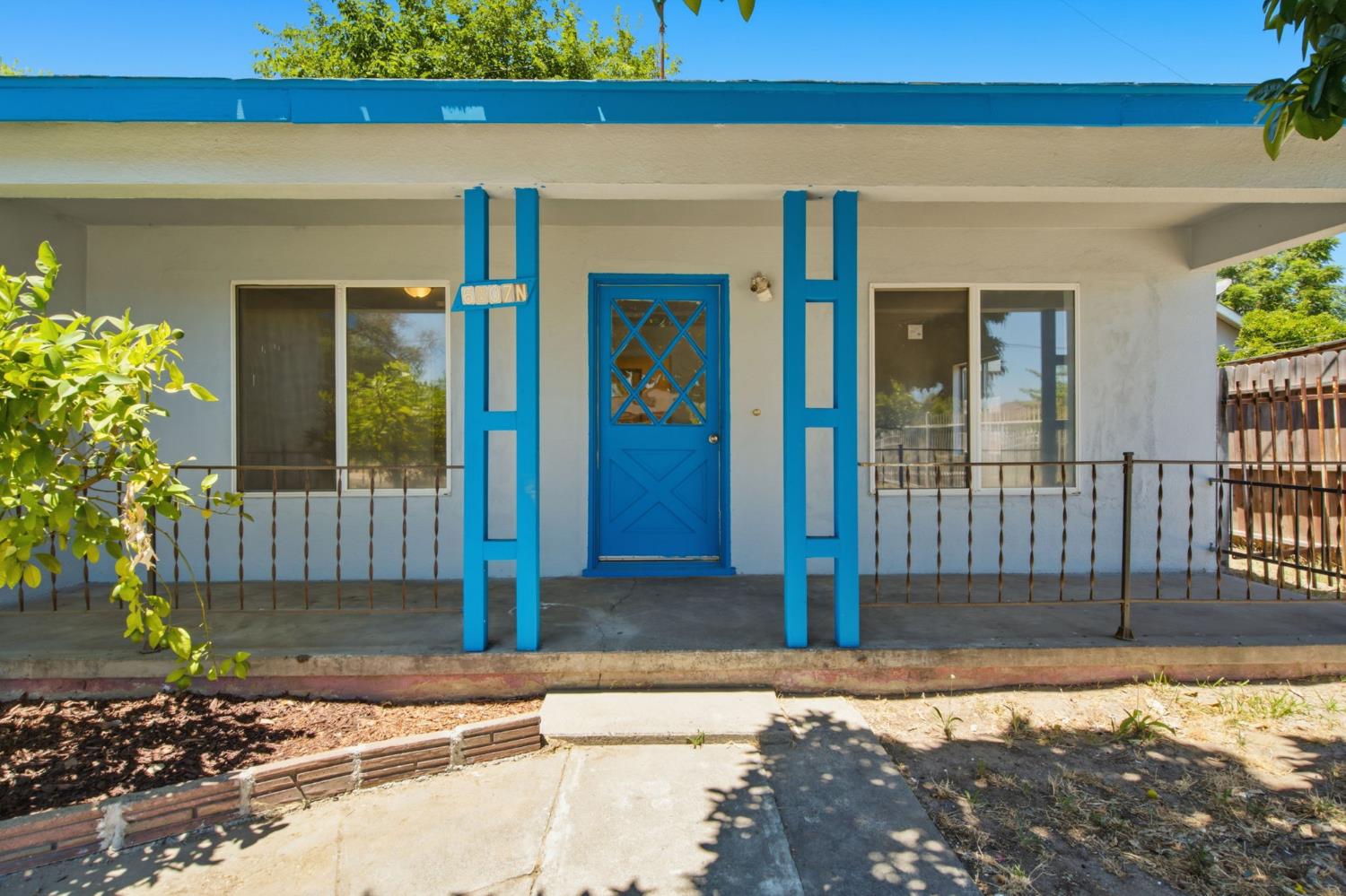 6807 N Cottage St, Winton, CA 95388