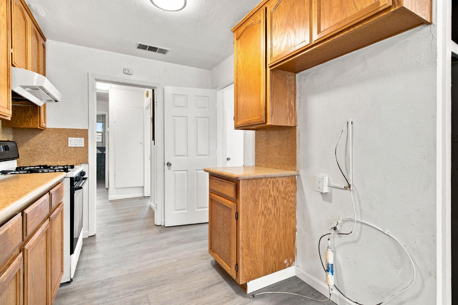 6807 N Cottage St, Winton, CA 95388