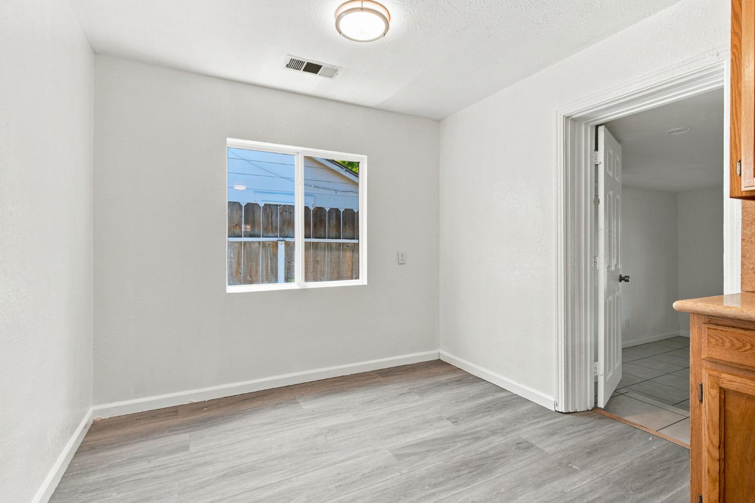6807 N Cottage St, Winton, CA 95388