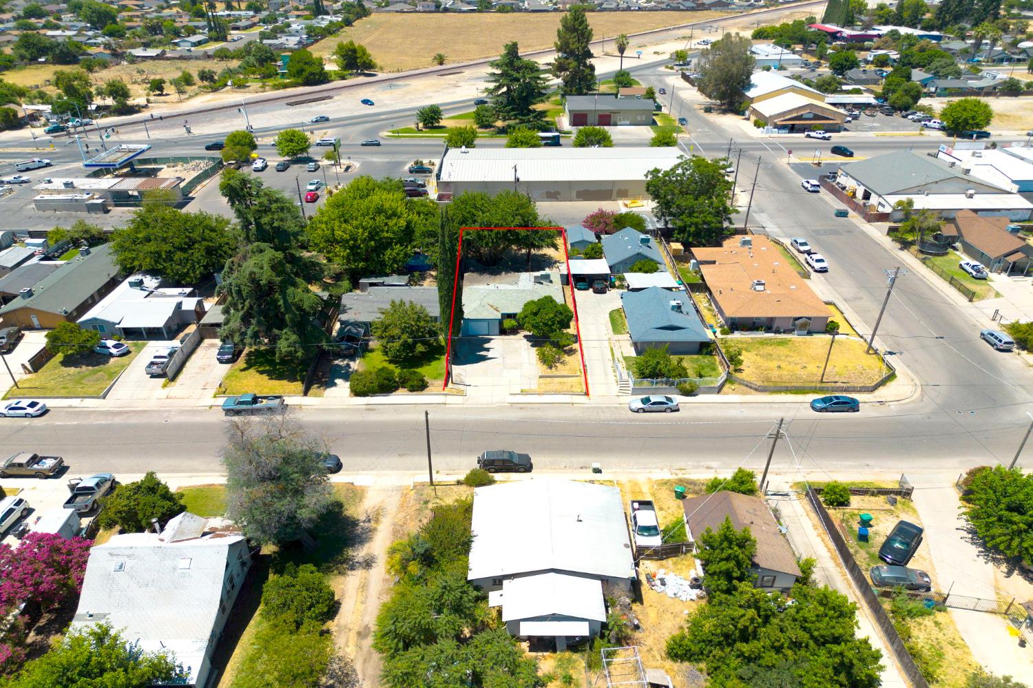 6807 N Cottage St, Winton, CA 95388