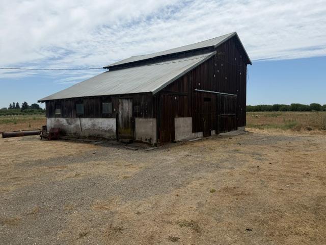 6600 E Lathrop Rd, Manteca, CA 95336