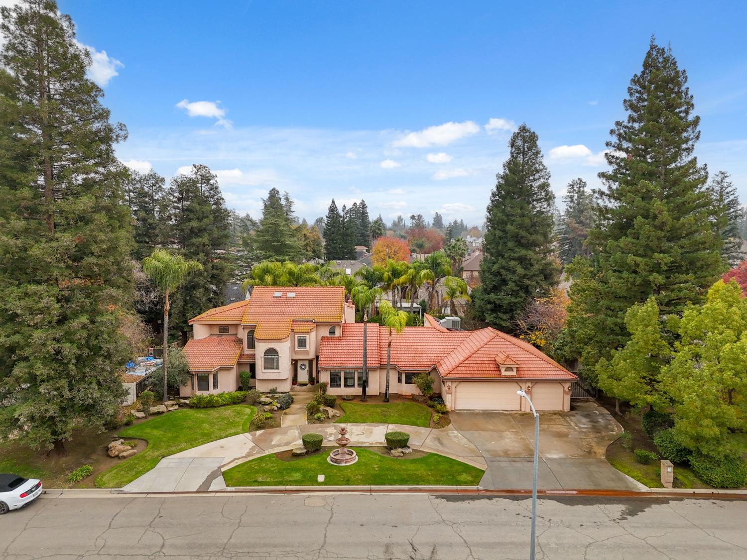 375 W Hagler Ave, Fresno, CA 93711