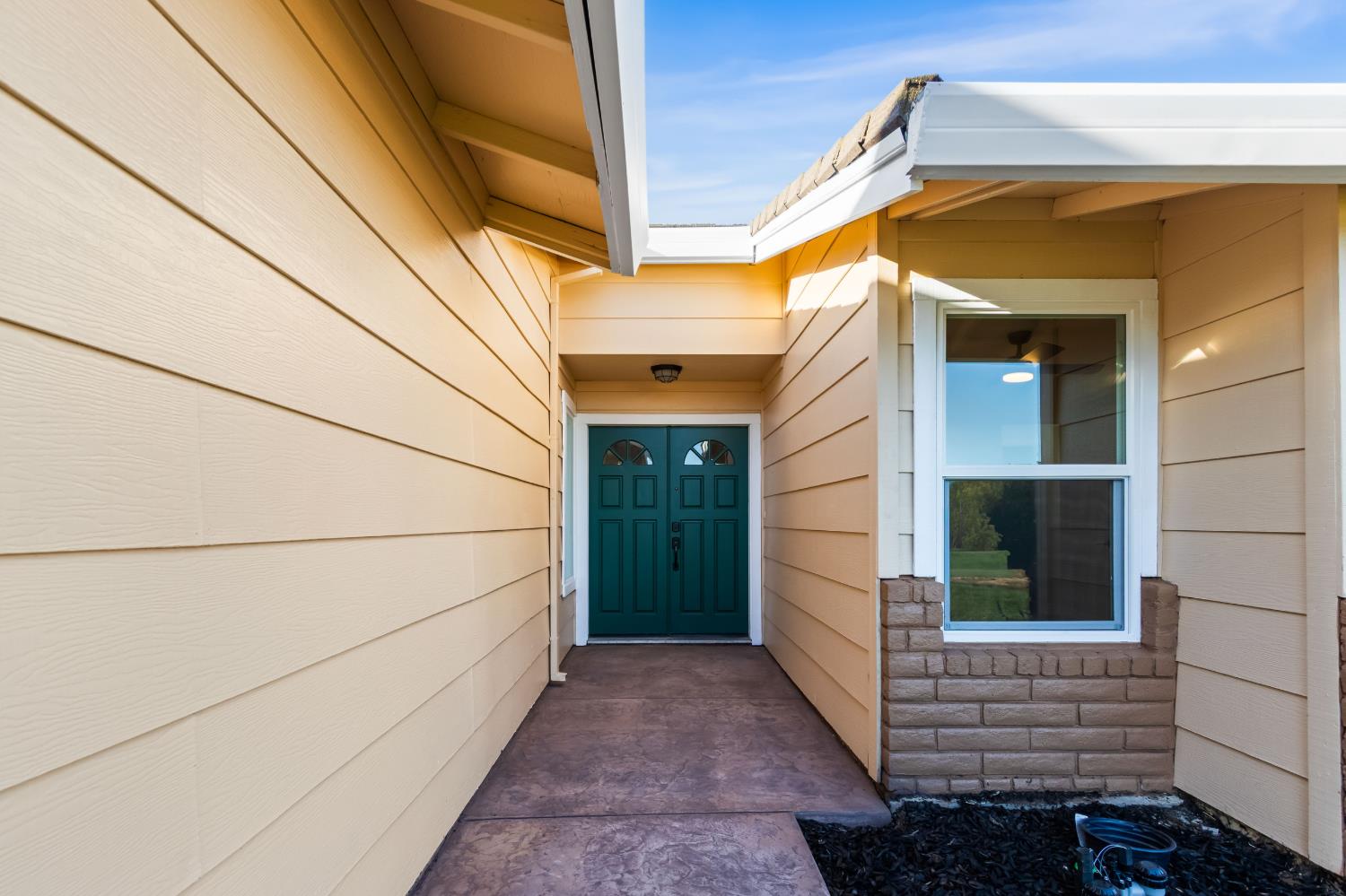 1166 Trailwood Ave, Manteca, CA 95336